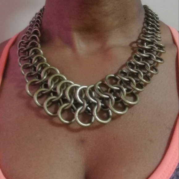 Chunky brass necklace - Picture 3 of 3